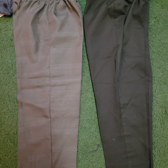 Suits - Picture 2 of 2